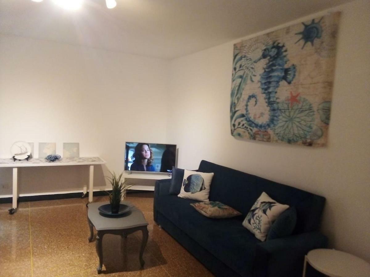 Acquario Inn Genova House Екстериор снимка